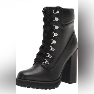 Steve Madden combat boots beso boot size 6.5